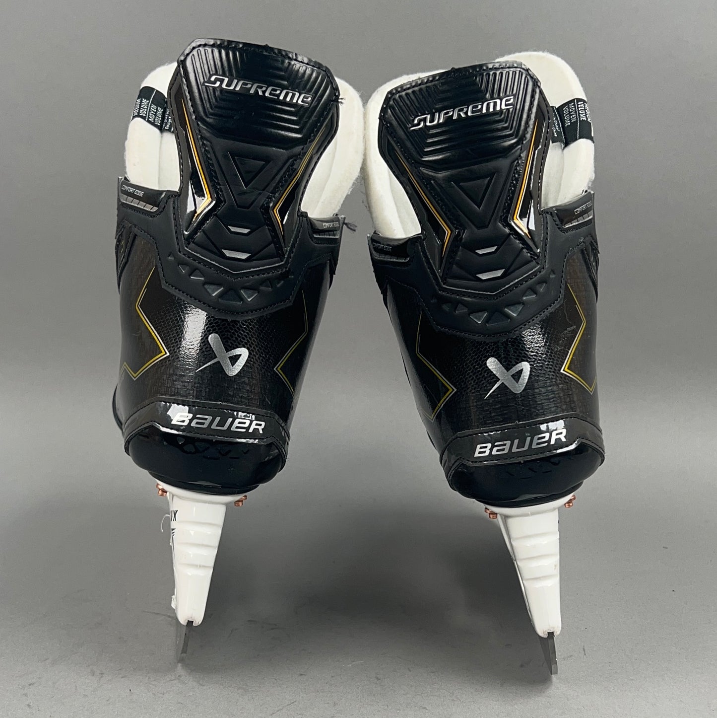 Bauer Supreme M40 Size 6 Intermediate Hockey Skates
