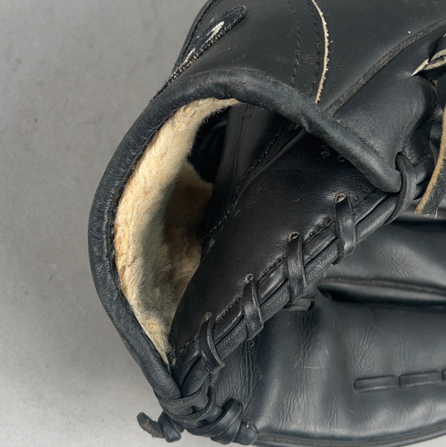Kelley TK241 11.5" Right Hand Thrower Baseball Glove