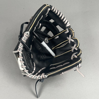Akadema ASD111 Precision Series 11.5" Right Hand Thrower Baseball Glove