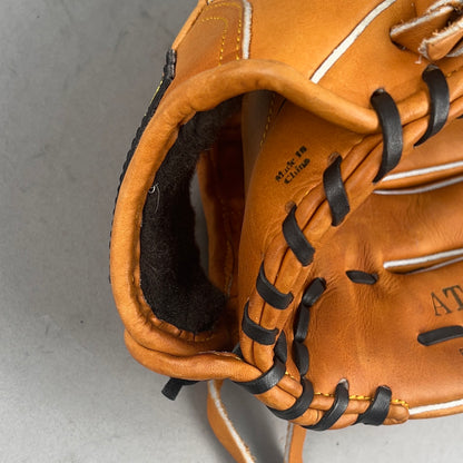 Akadema ATC11 Professional Series 11" Right Hand Thrower Baseball Glove