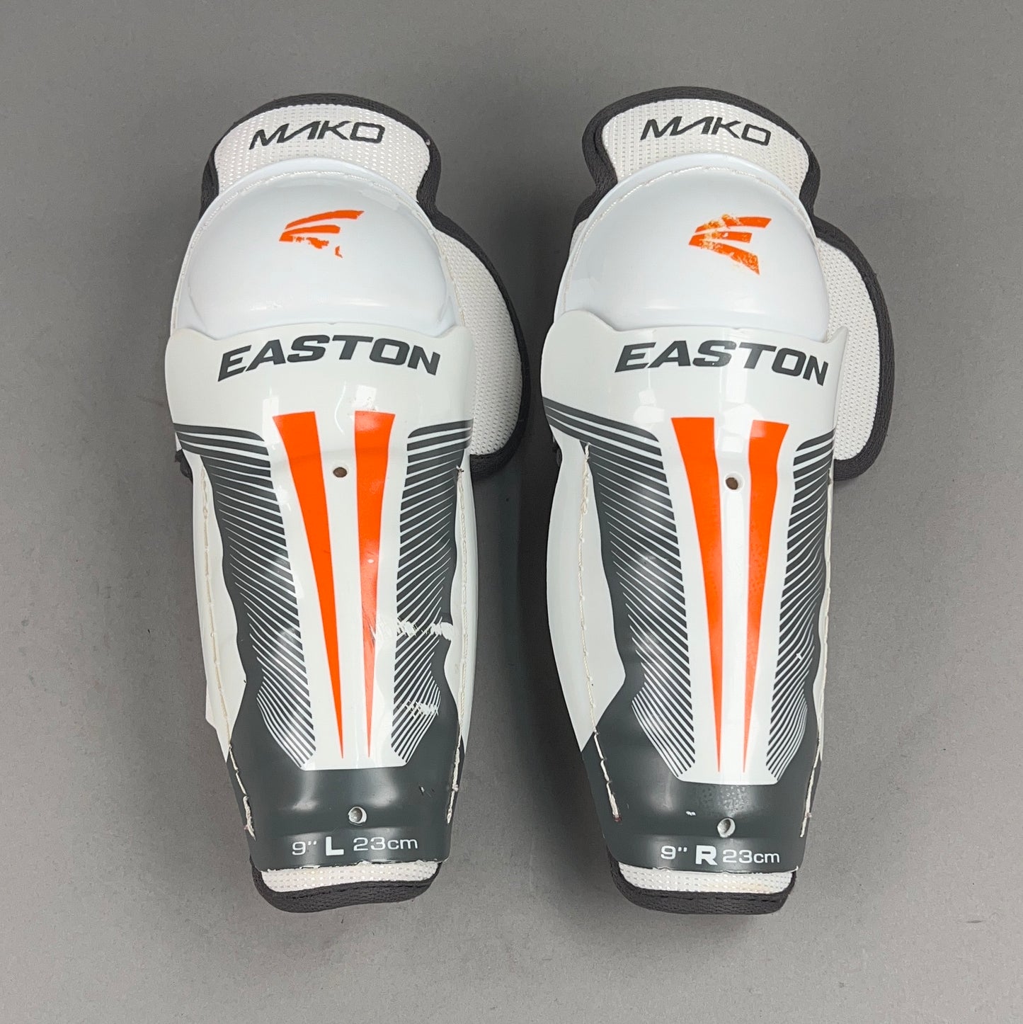 Easton Mako Youth 9" Hockey Shin Guards