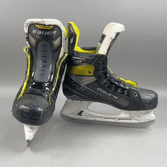 Bauer Supreme 3S Size 5.5 Intermediate Hockey Skates