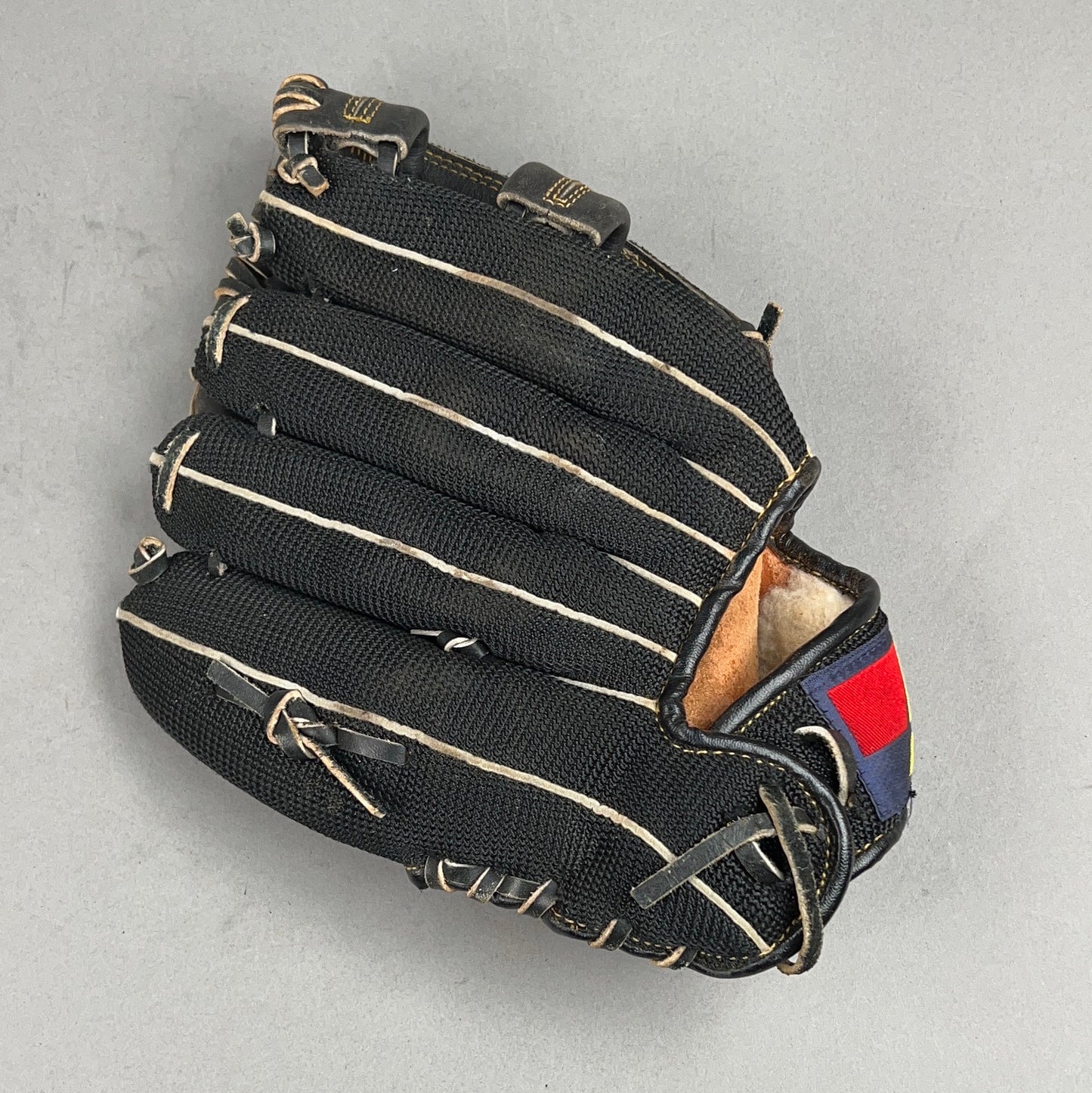 Mizuno MZ 1053 10.5" Right Hand Thrower Baseball Glove