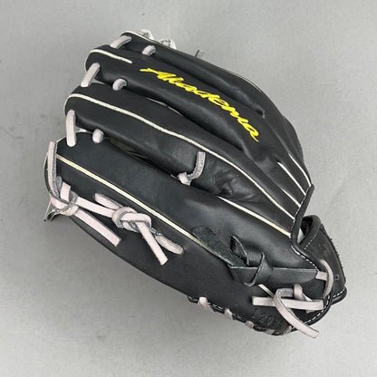 Akadema AFL 11.75" Right Hand Thrower Vintage Baseball Glove