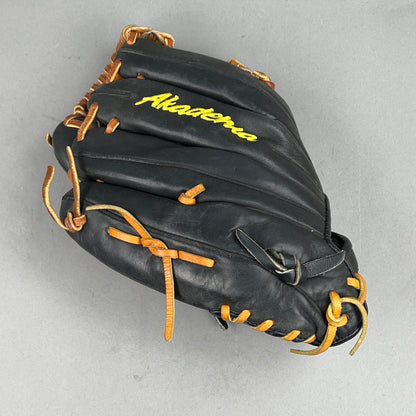 Akadema AML1 12" Right Hand Thrower Vintage Baseball Glove