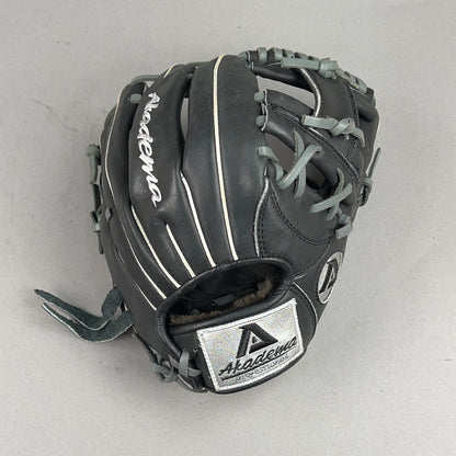 Akadema AGG103 Precision Series 11.25" Right Hand Thrower Vintage Baseball Glove