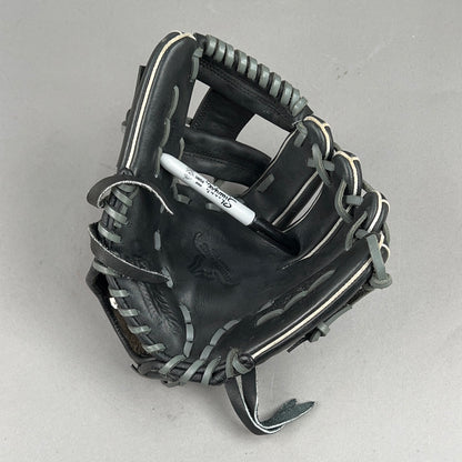 Akadema AGG103 Precision Series 11.25" Right Hand Thrower Vintage Baseball Glove