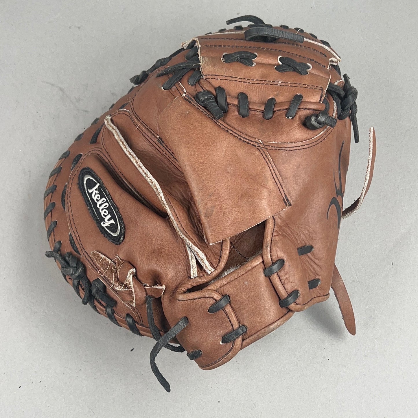 Kelley DN 060 31" Right Hand Thrower Catchers Mitt