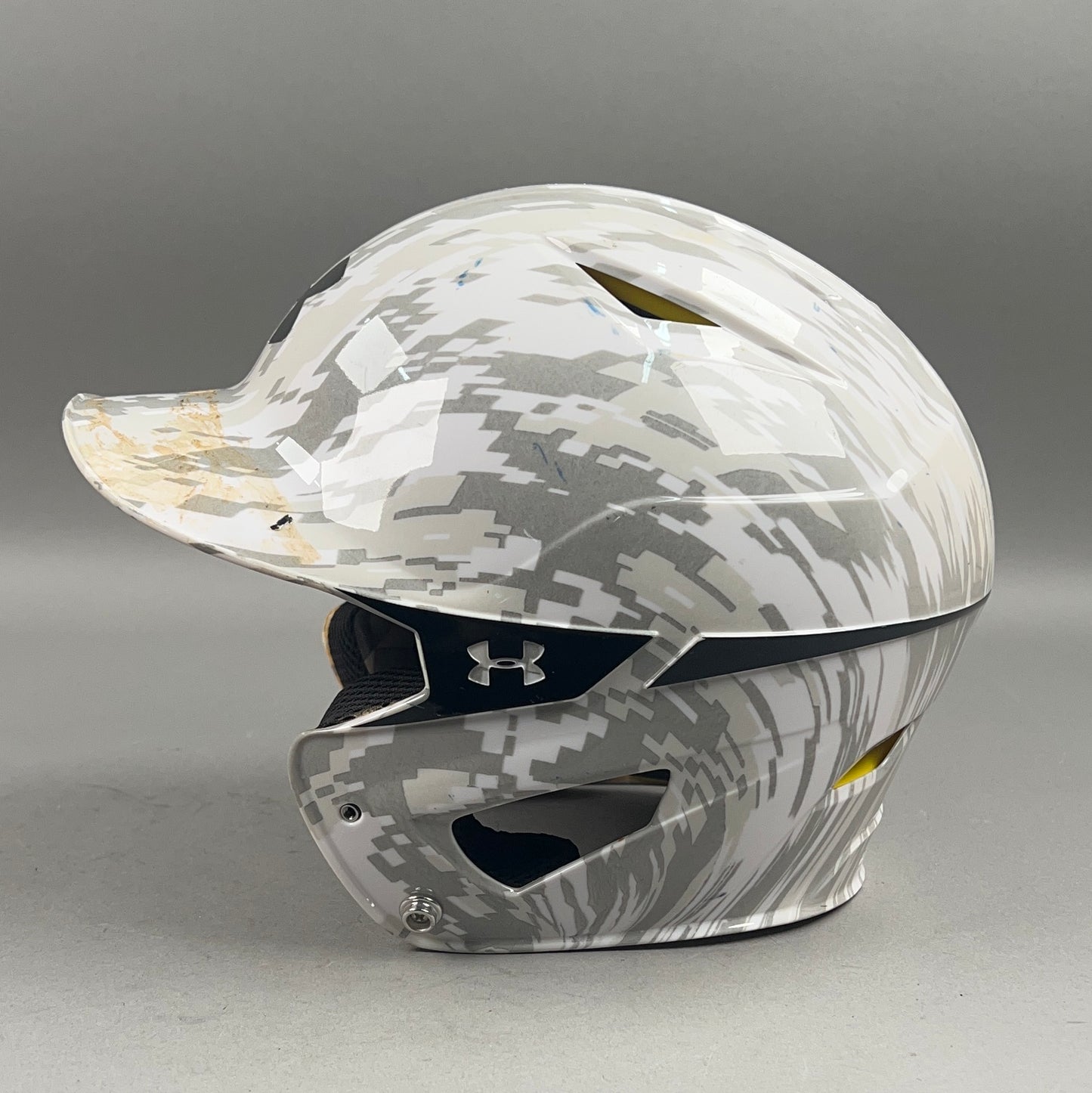 Under Armour UABH2-100 6 1/2" to 7 1/2" Junior Baseball Batting Helmet