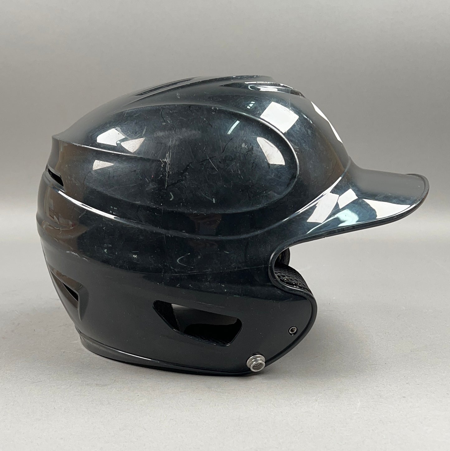 Under Armour UABH110 5 7/8" to 6 3/4" Junior Baseball Batting Helmet
