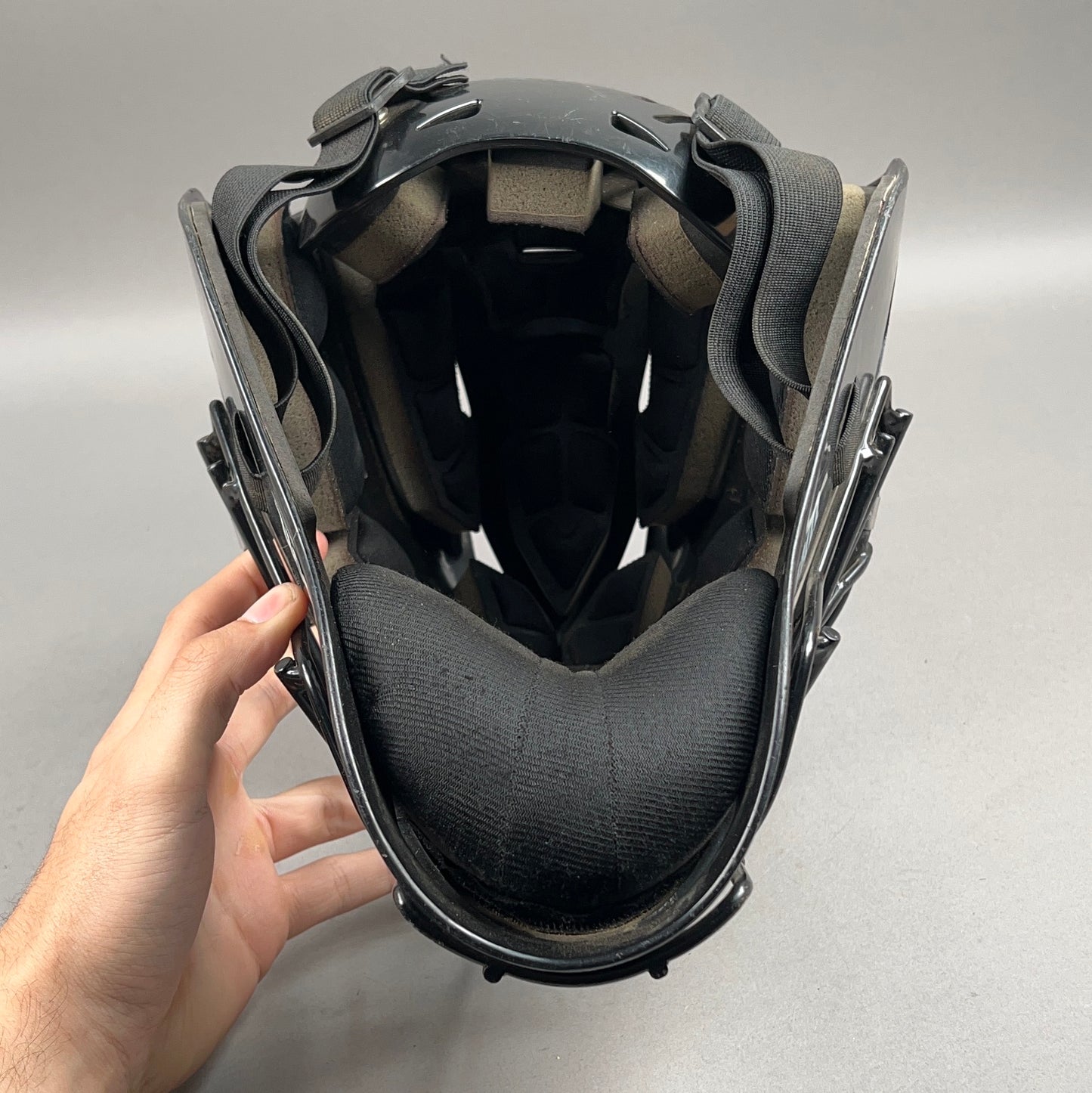 Wilson Prestige 7" to 7 5/8" Catchers Helmet