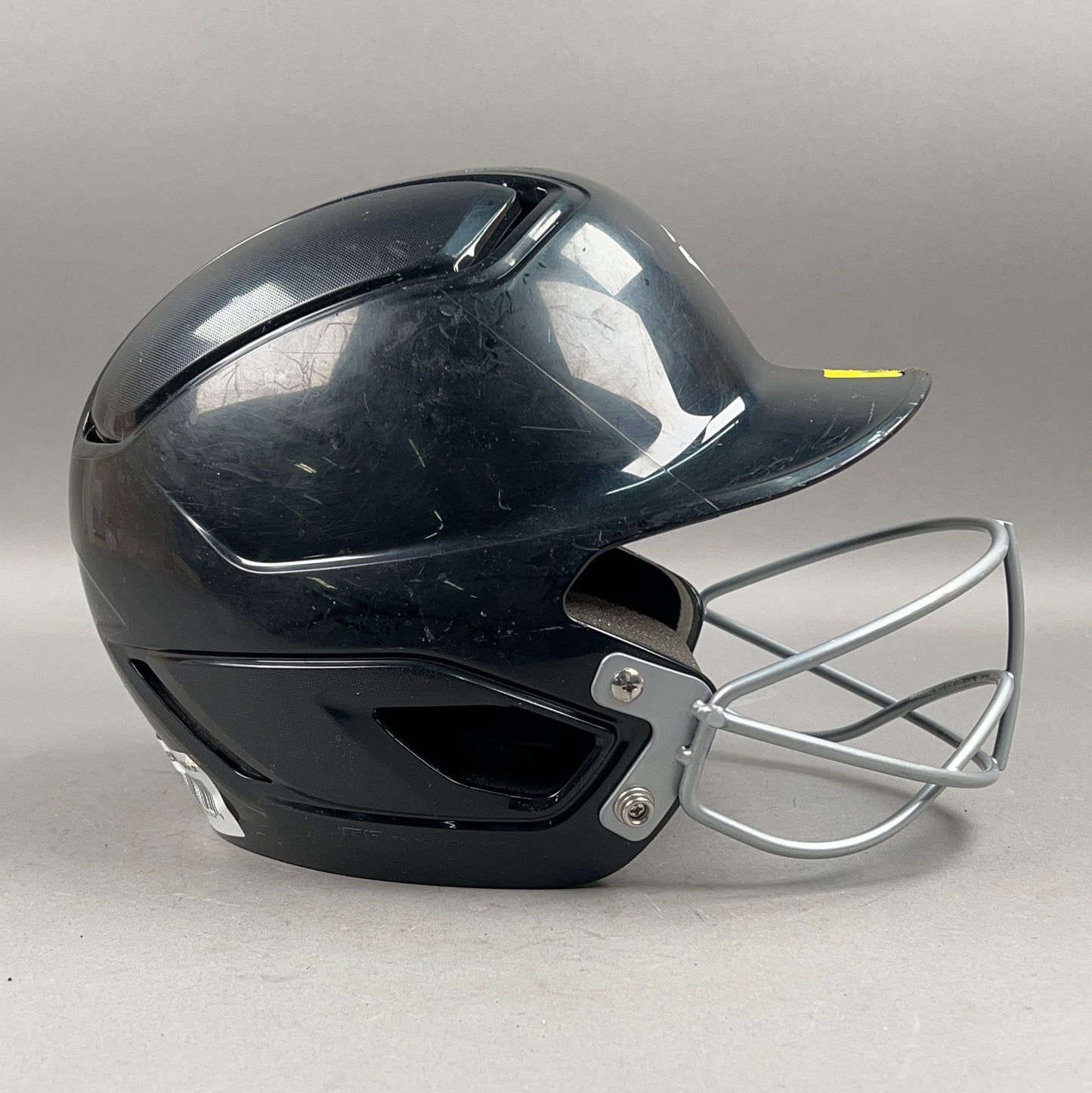 Easton Alpha 6 5/8" to 7 1/4" Junior Softball Batting Helmet