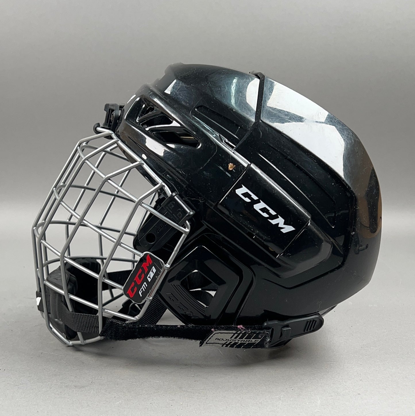 CCM F3dS OSFM Adjustable 5 7/8" to 6 7/8" Youth Hockey Helmet