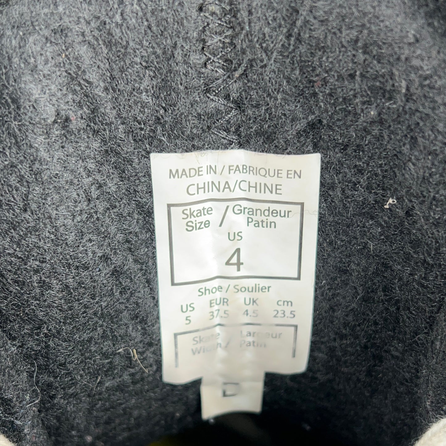 CCM 9350R Size 4 Inline Skates