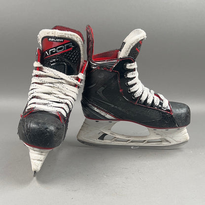 Bauer Vapor X2.7 Size 2 Junior Hockey Skates