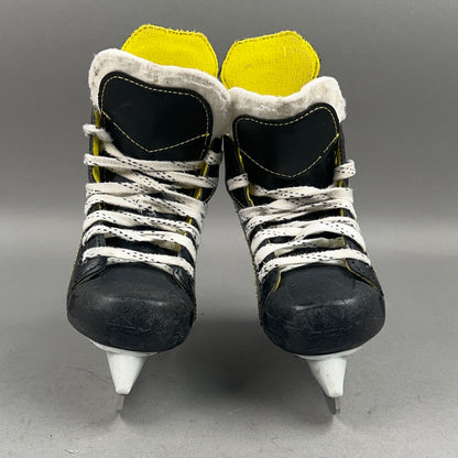 CCM Super Tacks 9350 Size 10Y Youth Hockey Skates