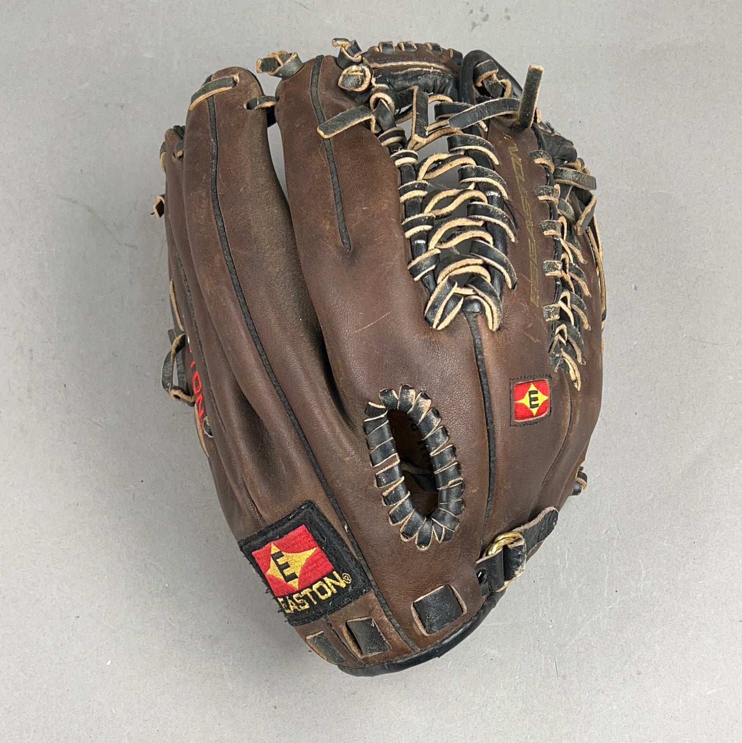 Easton EX1200 12" Right Hand Thrower Baseball Glove