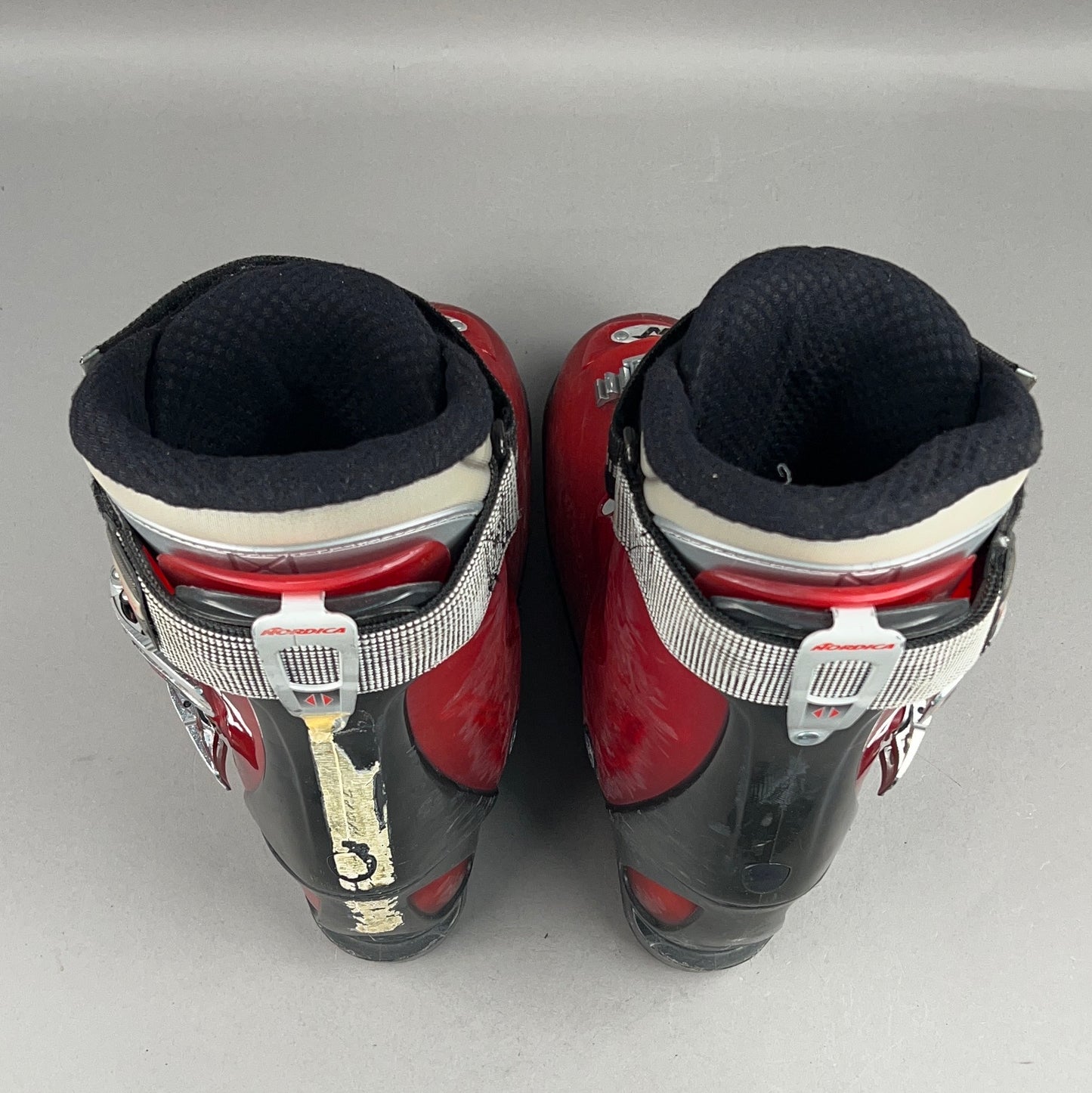 Nordica Beast 10 Size 28-28.5 Ski Boots