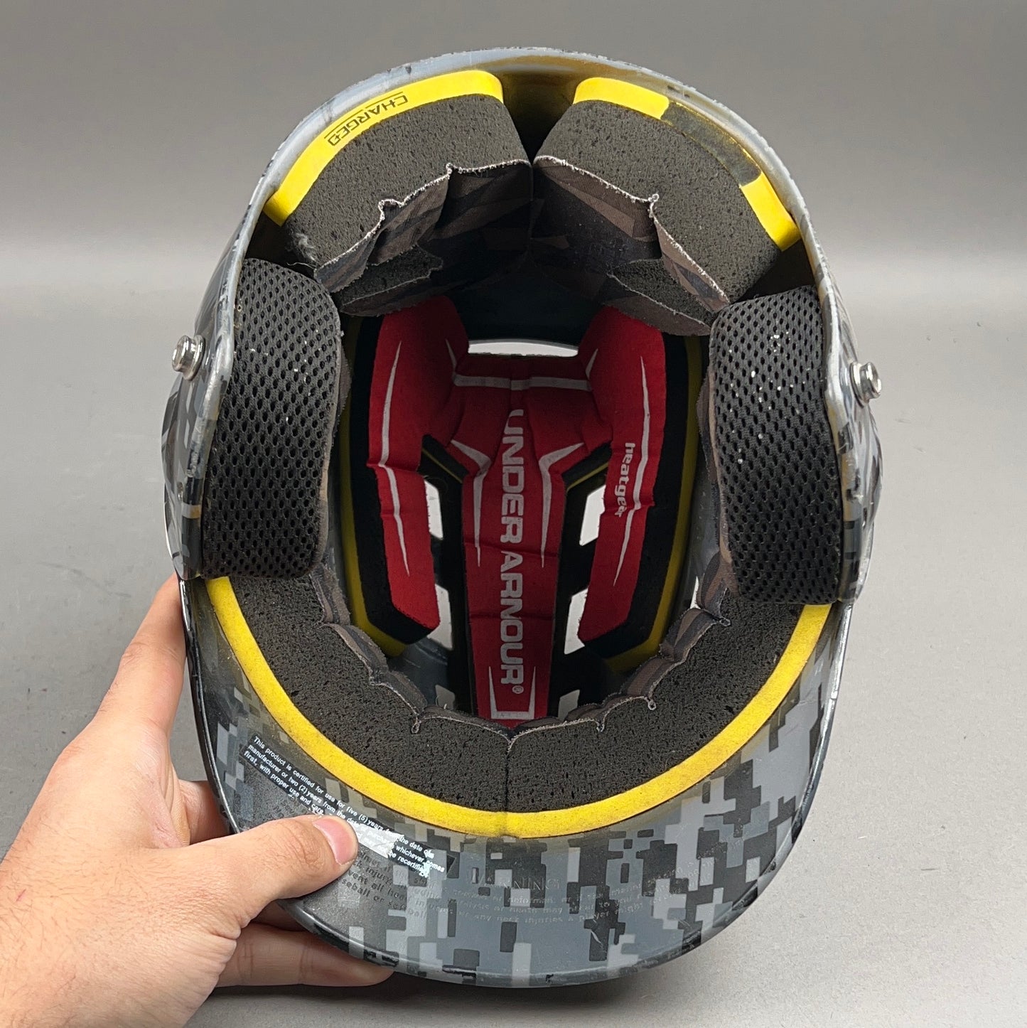 Under Armour UABH2-110 OSFM Adjustable 5 7/8" to 6 3/4" Youth Baseball Batting Helmet