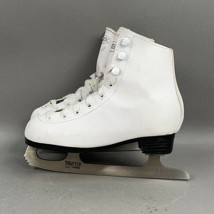 DBX Classic Size 13Y Ice Skates
