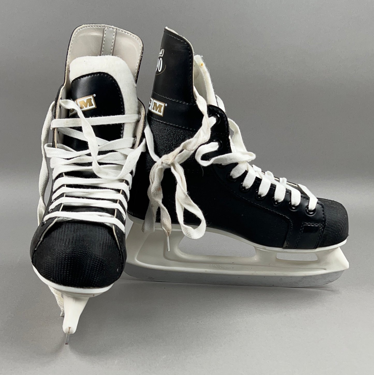 CCM Champion 90 Size 5 Vintage Intermediate Hockey Skates