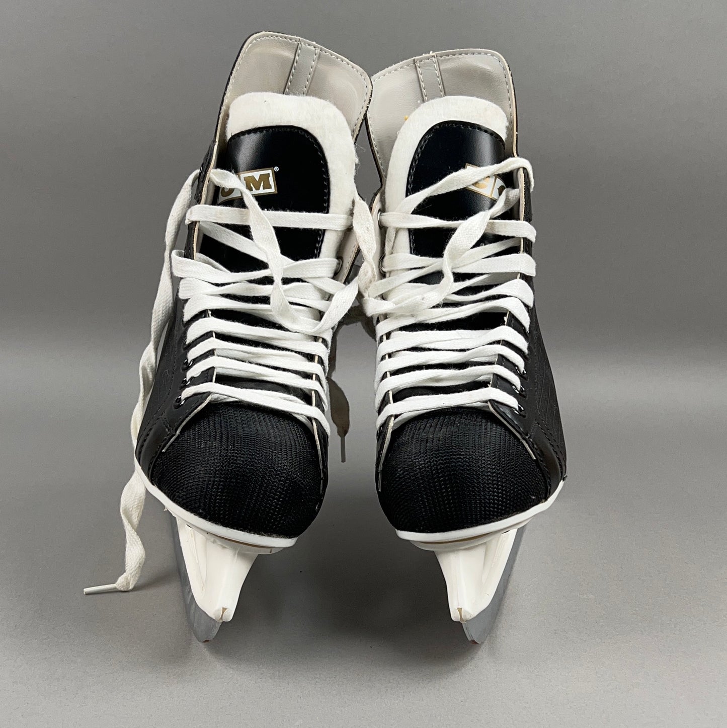 CCM Champion 90 Size 5 Vintage Intermediate Hockey Skates