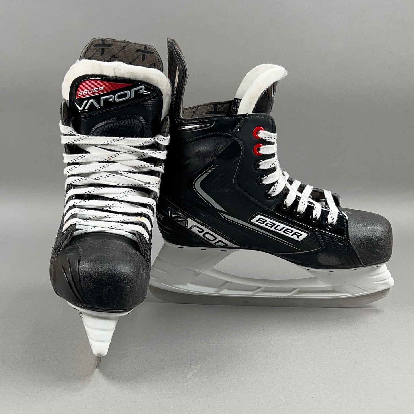 Bauer Vapor X3.5 Size 5 Intermediate Hockey Skates