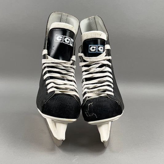 CCM Champion 90 Size 4 Intermediate Hockey Skates
