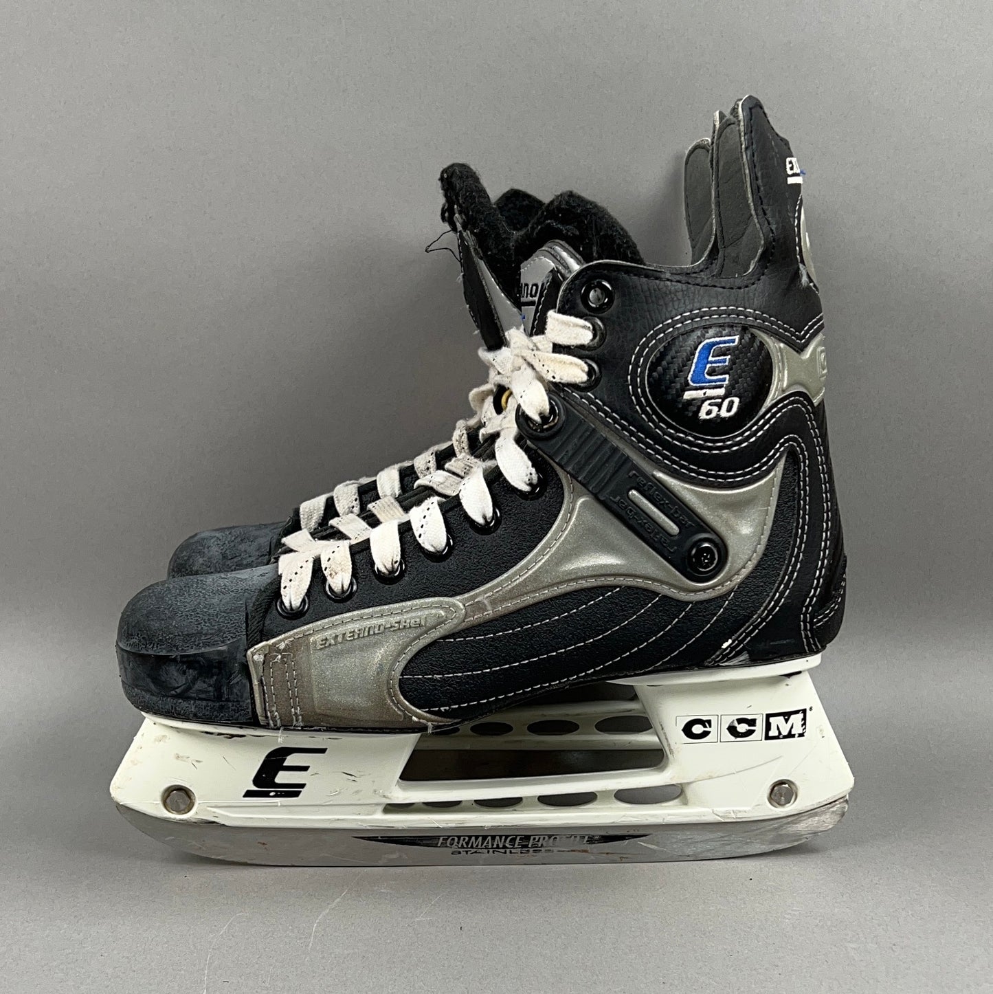 CCM Externo E 60 Size 6.5 Vintage Intermediate Hockey Skates