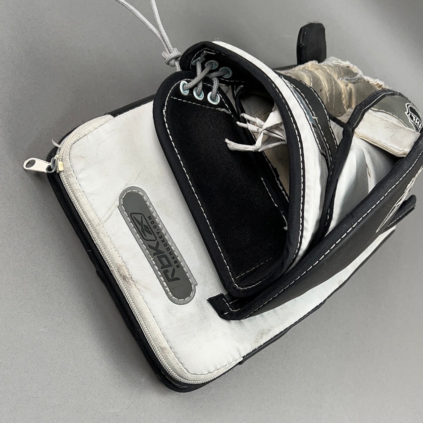 Reebok 6K SR Senior Goalie Blocker