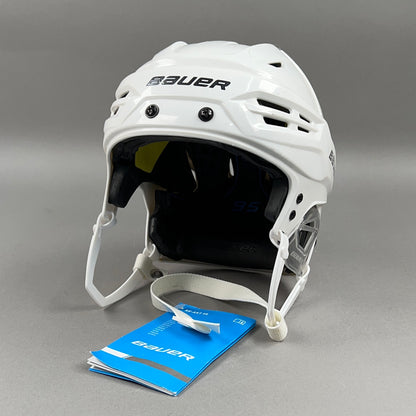 Bauer Re-Akt 95 Small 6 1/4" to 7" Junior Hockey Helmet