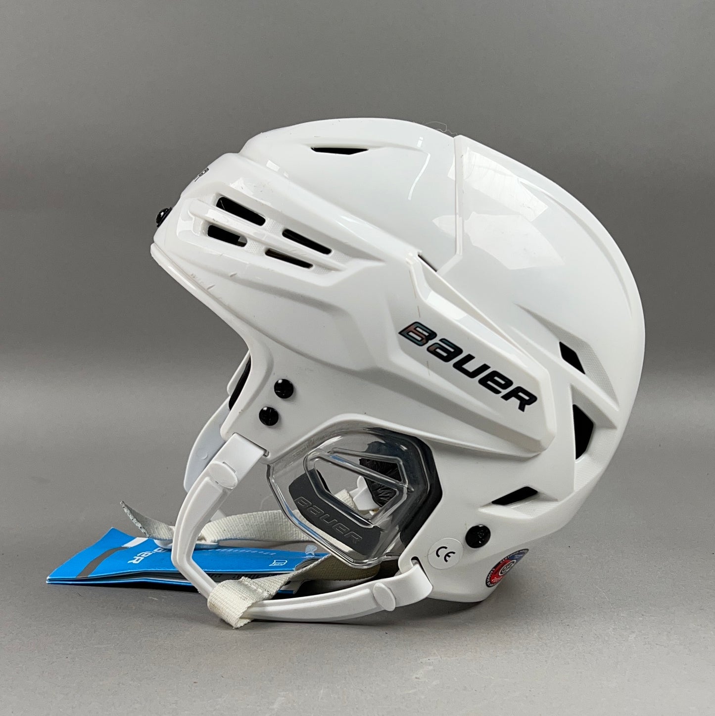 Bauer Re-Akt 95 Small 6 1/4" to 7" Junior Hockey Helmet