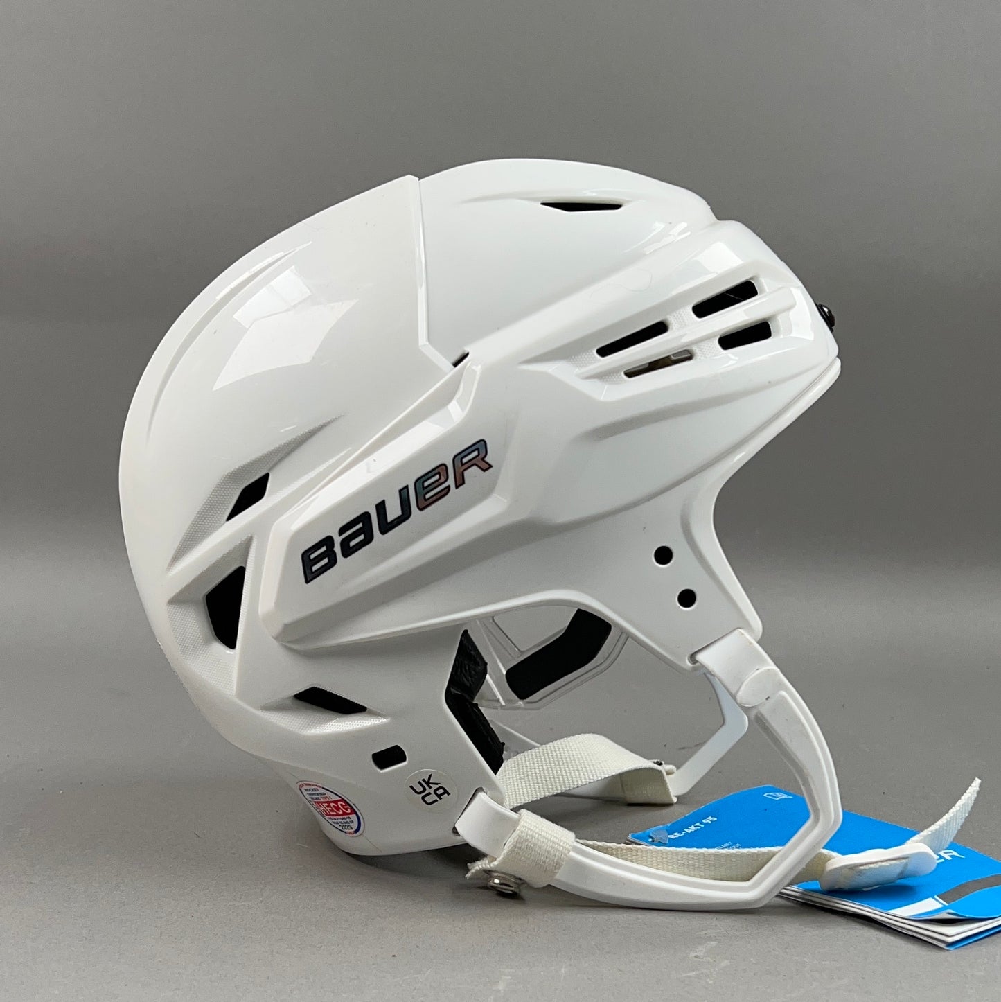 Bauer Re-Akt 95 Small 6 1/4" to 7" Junior Hockey Helmet