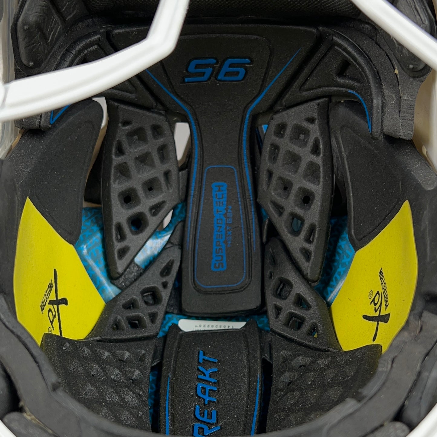 Bauer Re-Akt 95 Small 6 1/4" to 7" Junior Hockey Helmet