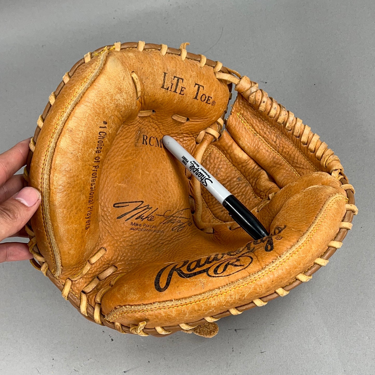 Rawlings RCM30 30" Left Hand Thrower Catchers Mitt