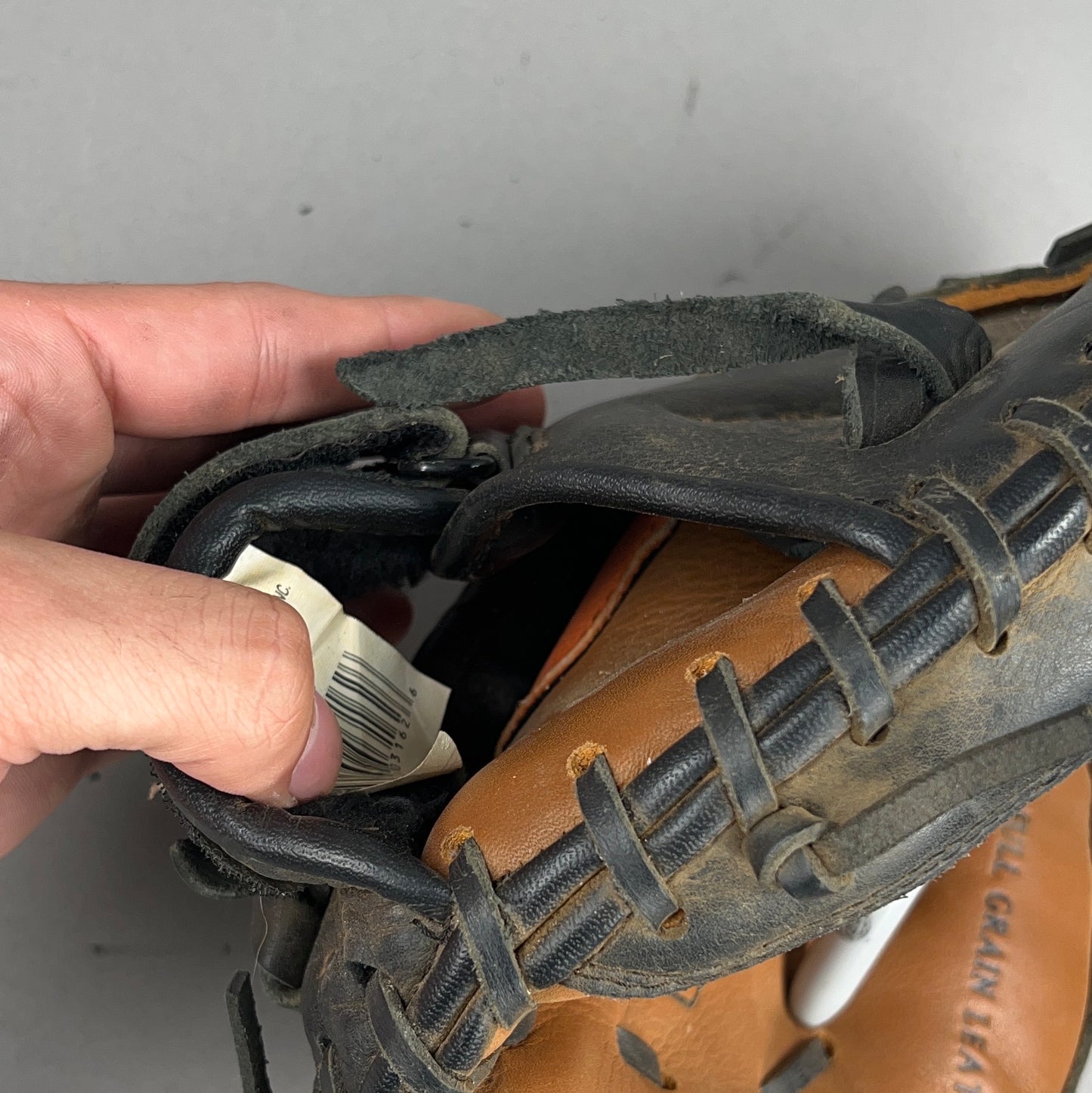Macgregor BBCMLLXX 29" Right Hand Thrower Catchers Mitt