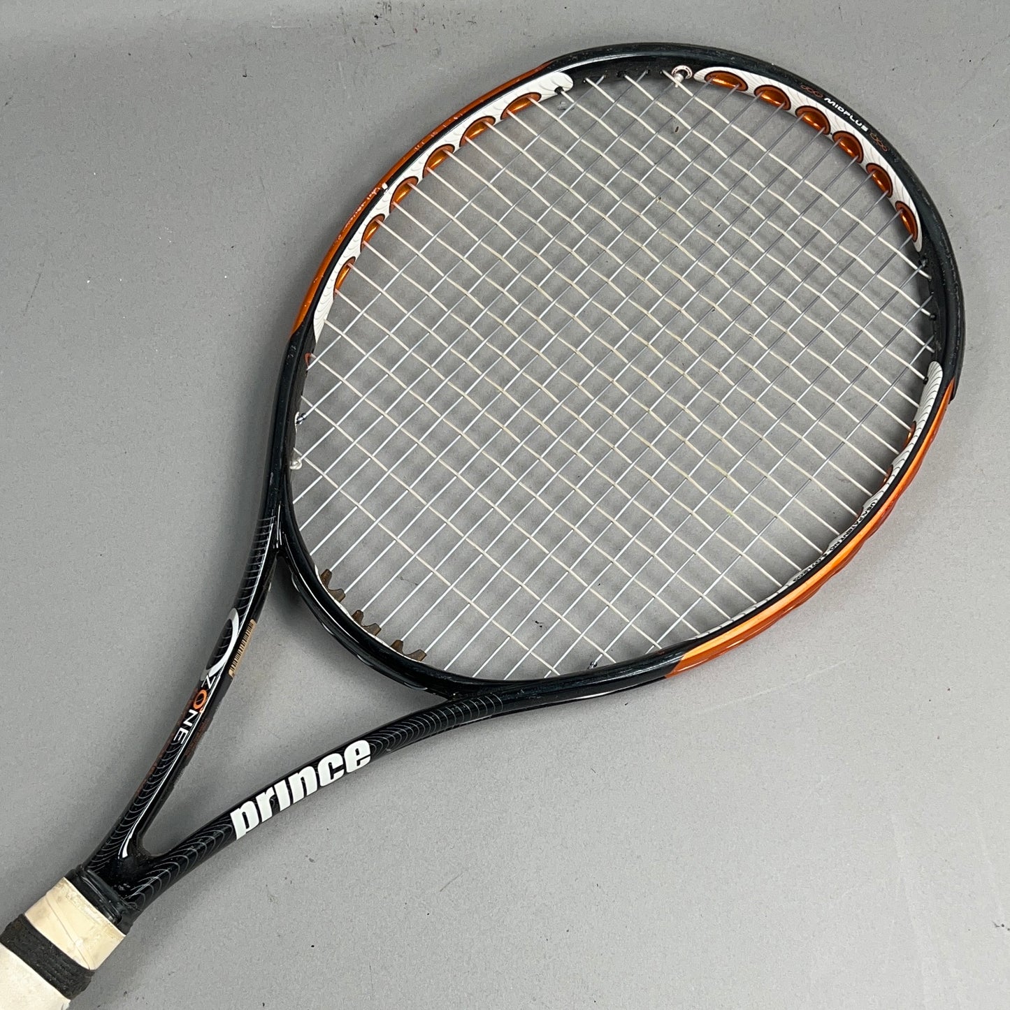 Prince Ozone O3 Pro Tour Tennis Racquet 4 1/2" Grip & 100in² Head Size