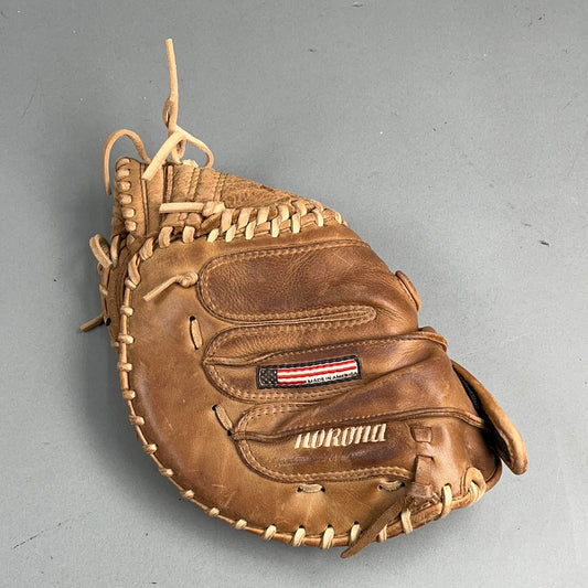 Nokona Bloodline BTF-3250 32.5" Right Hand Thrower Catchers Mitt