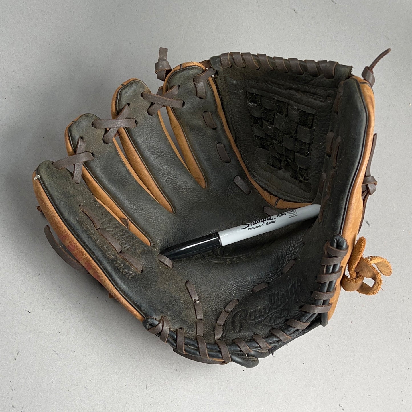 Rawlings Derek Jeter D115BBPT 11.5" Left Hand Thrower Baseball Glove