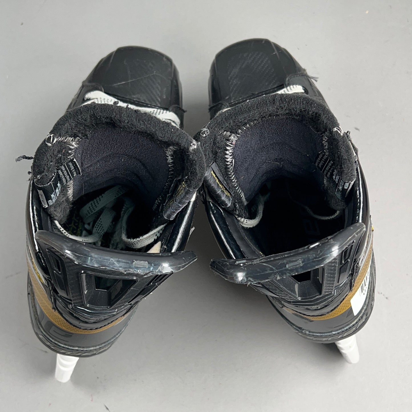 Bauer Supreme Ultra Sonic Size 10.5 Senior Hockey Skates