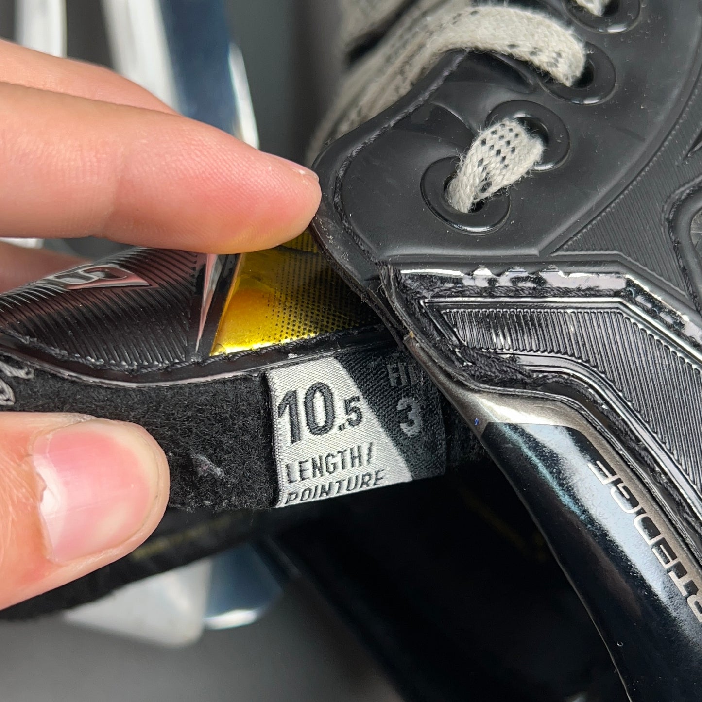 Bauer Supreme Ultra Sonic Size 10.5 Senior Hockey Skates