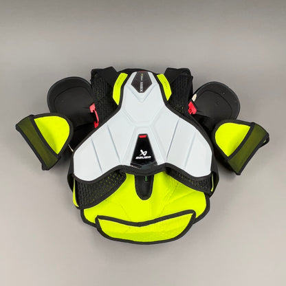 Bauer Vapor Hyperlite X Junior Medium Hockey Shoulder Pads