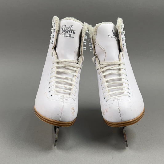 Jackson Soft Skate 380 Size 8 Ice Skates