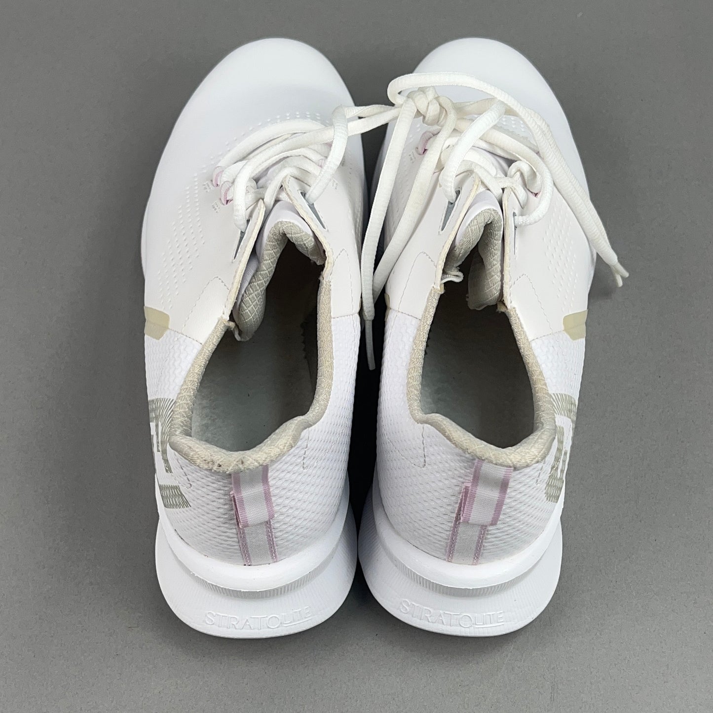 FootJoy Strato Lite Spikeless Womens Size 9 Golf Shoes