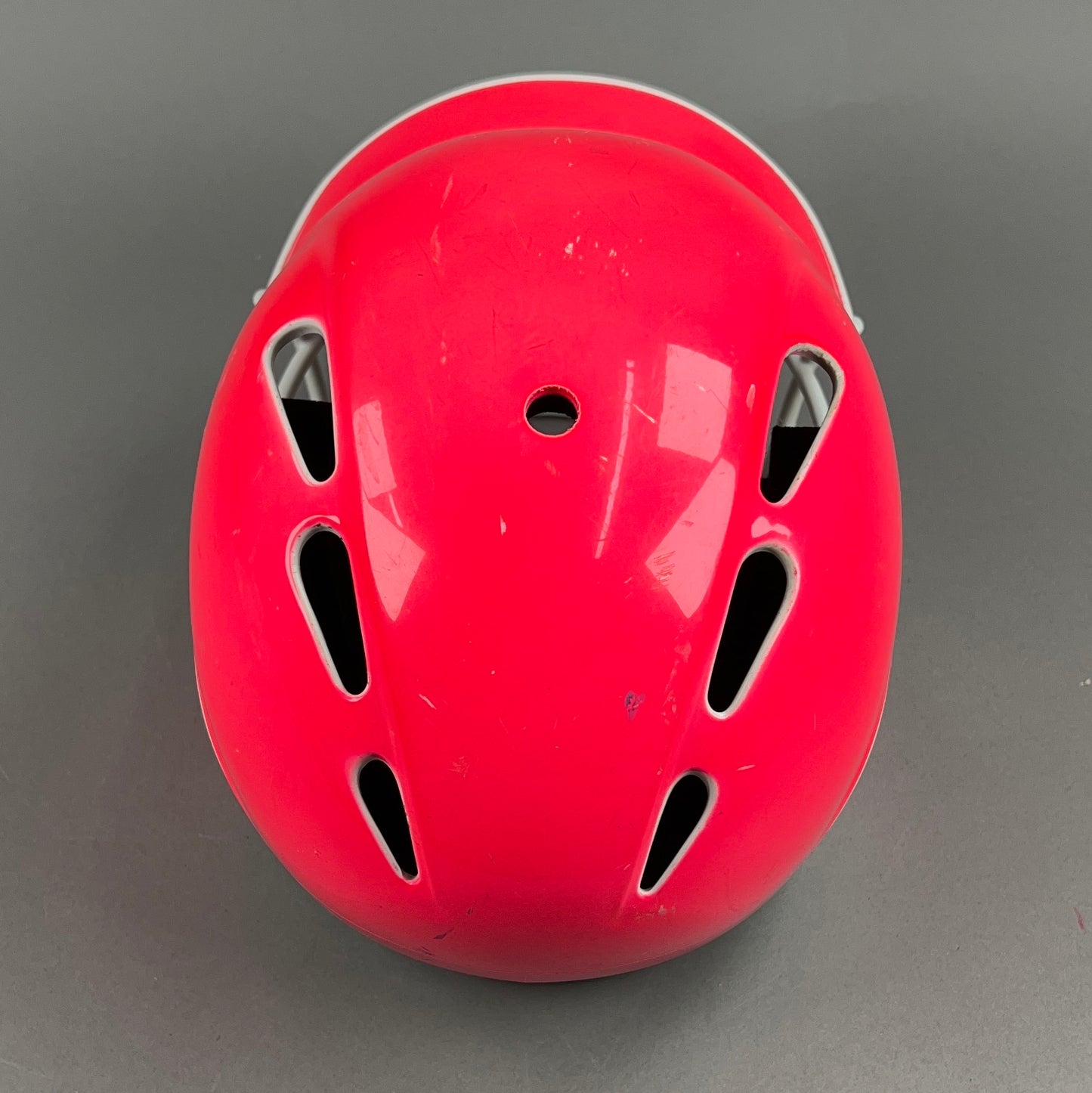Worth Low Profile LPBHT1 OSFM 6 1/2" to 7 1/2" Junior Softball Batting Helmet