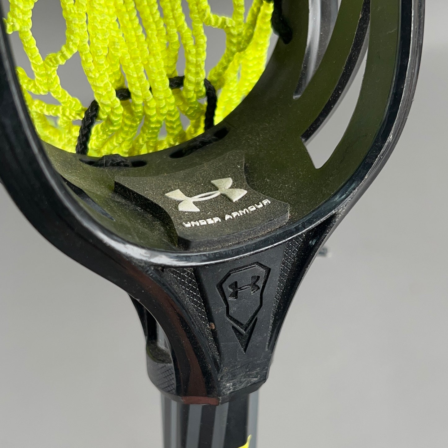 Under Armour Strategy Attack/Mid Lacrosse Head w/ 30" Strategy 7000 Alloy