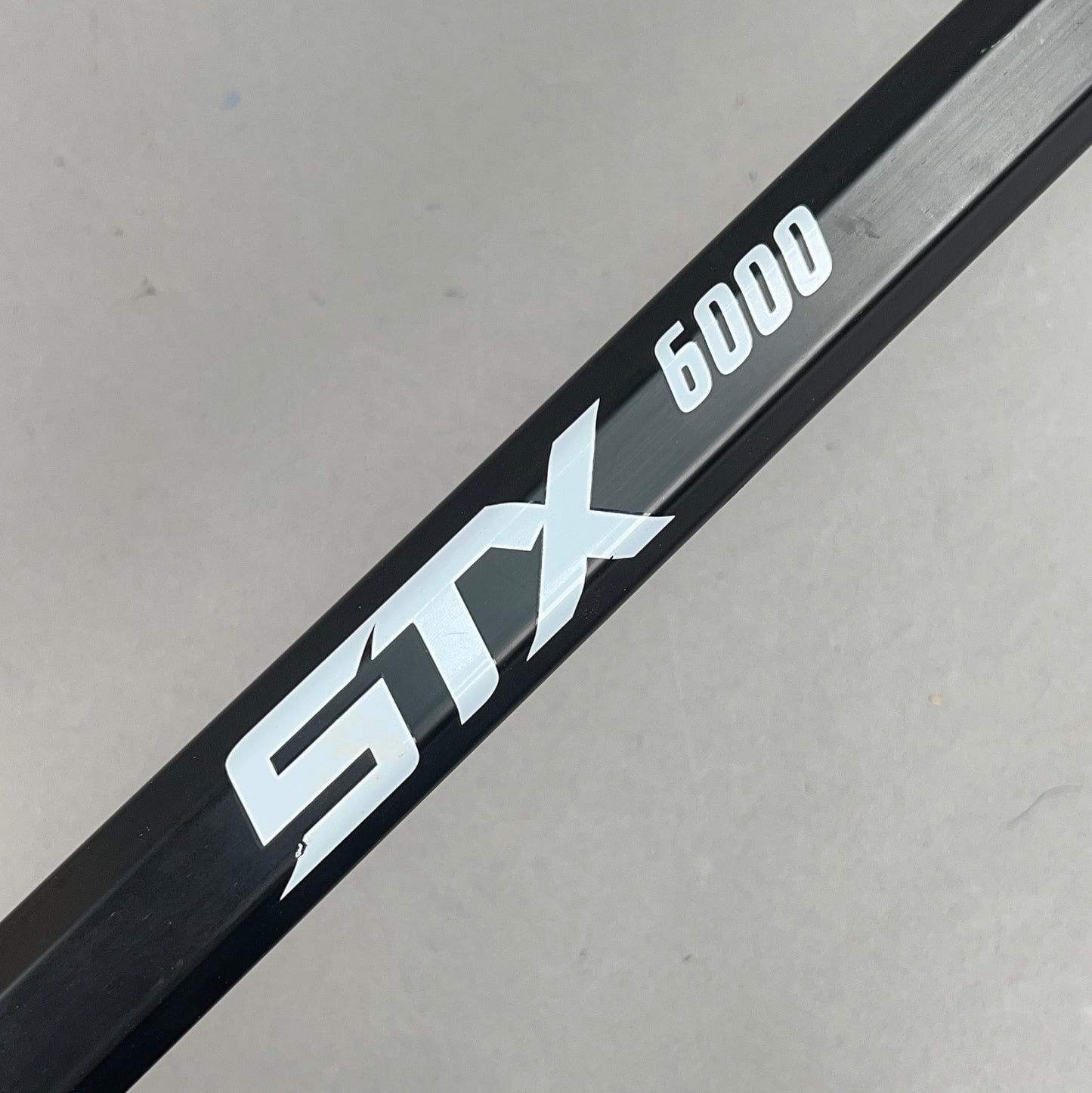 STX Stallion Attack/Mid Lacrosse Head w/ 30" STX 6000