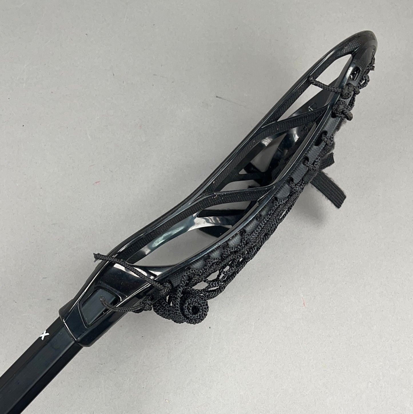 STX Stallion Attack/Mid Lacrosse Head w/ 30" STX 6000