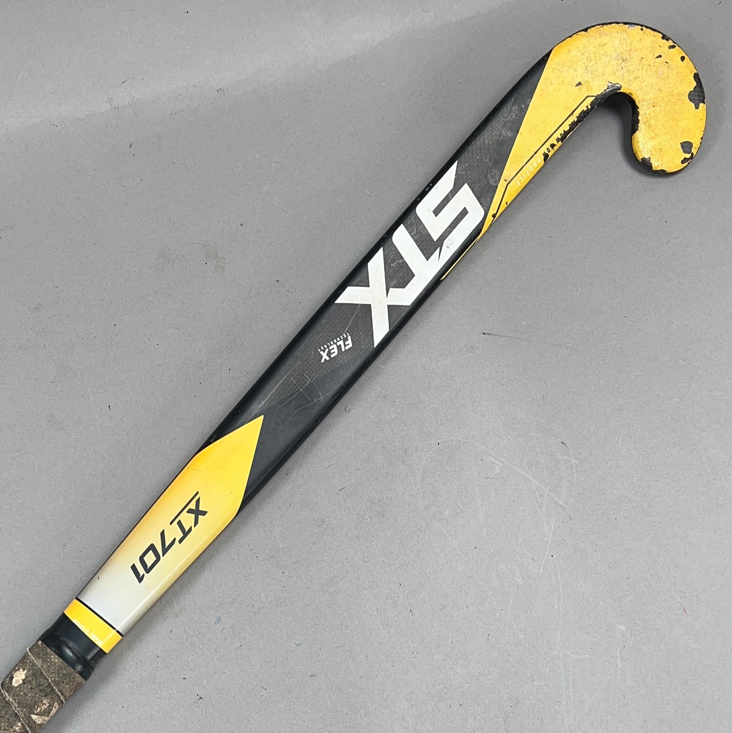 STX XT701 35.5" Field Hockey Stick