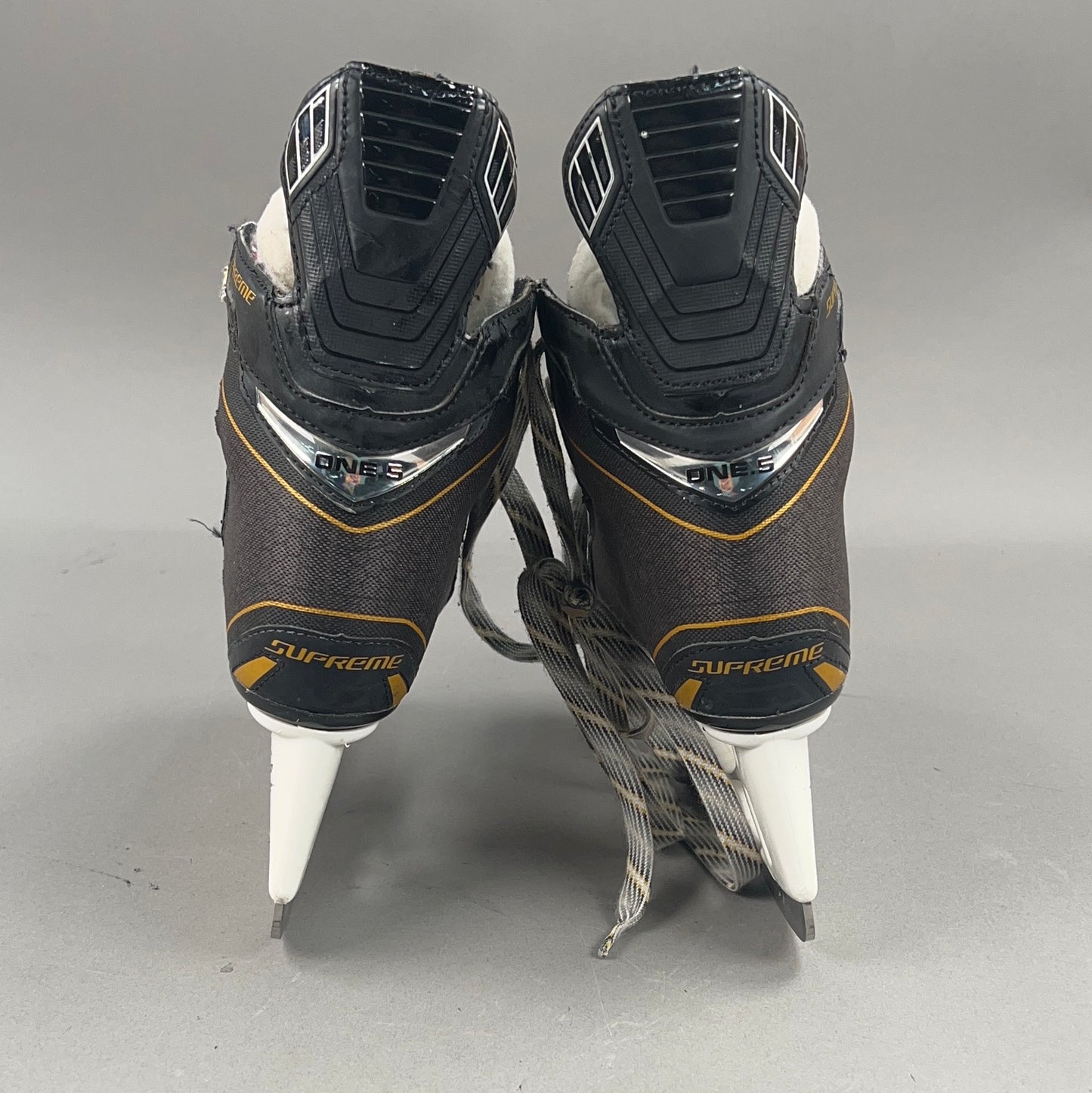 Bauer Supreme One.5 Size 1 Junior Hockey Skates